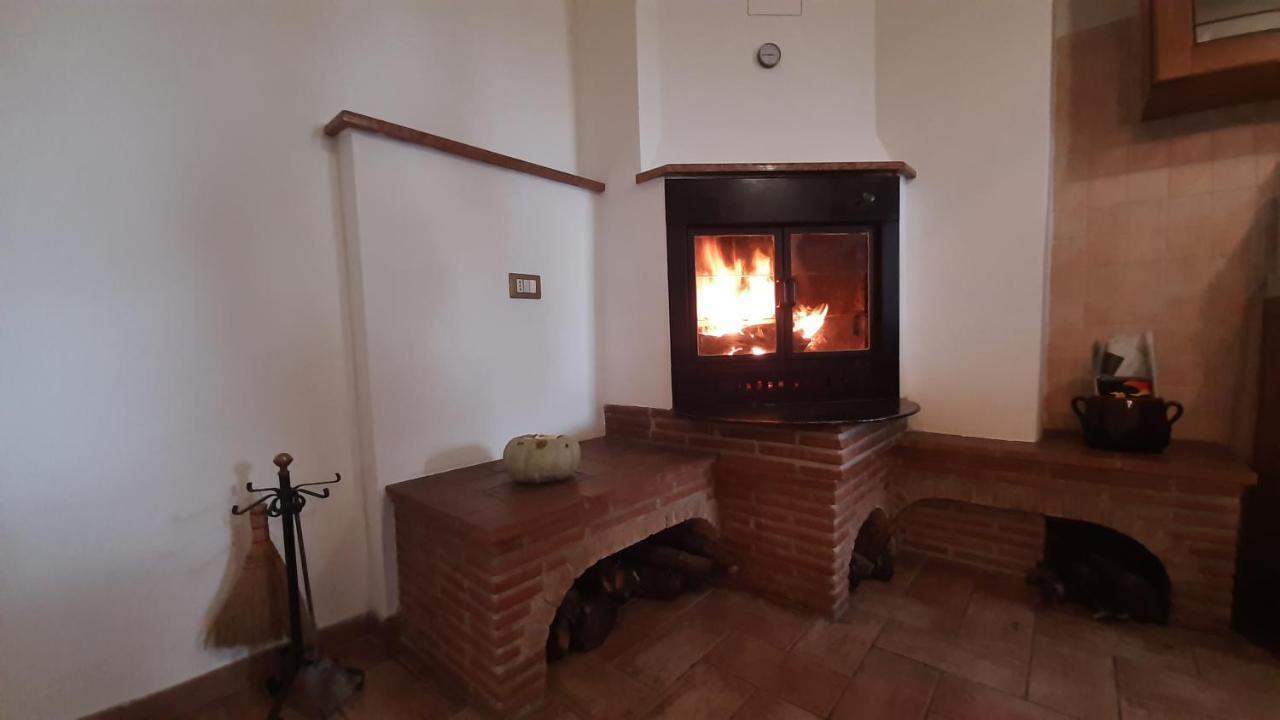 Villa Pacchini Poggio Mirteto Zewnętrze zdjęcie